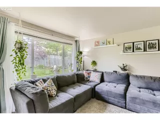 Photo #5: 22515417 Listing 