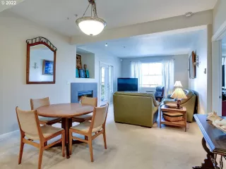 Photo #3: 22516048 Listing