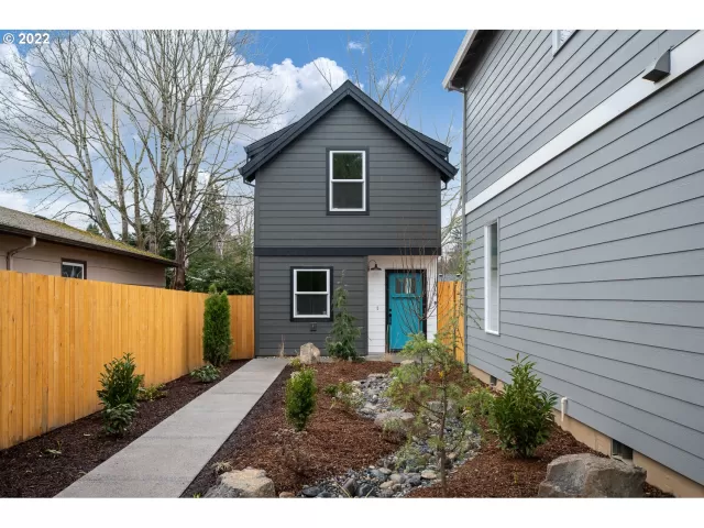 MLS: 22516780 Condo For Sale