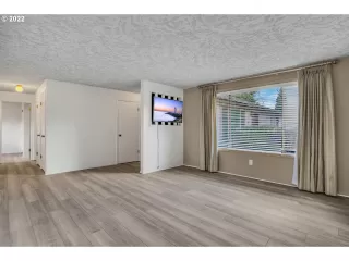 Photo #4: 22517295 Listing 