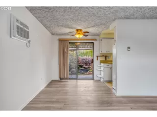 Photo #6: 22517295 Listing 