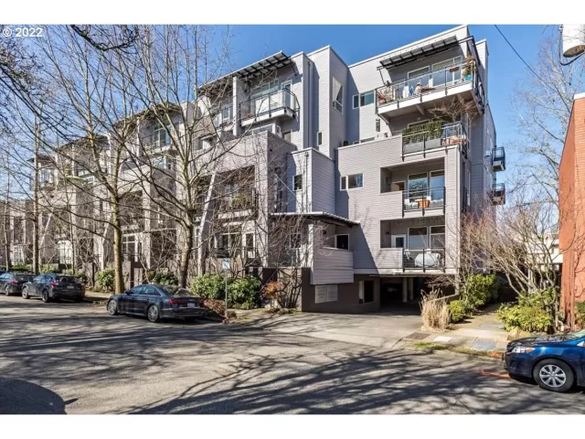 MLS: 22517365 Condo For Sale