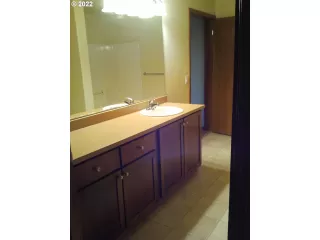 Photo #2: 22518361 Listing