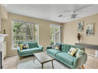 Photo #2: 22518432 Listing