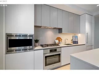 Photo #3: 22518614 Listing