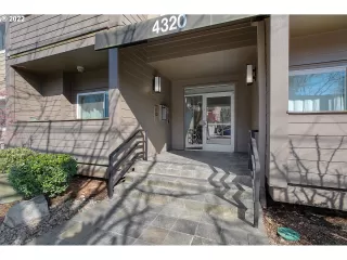 Photo #3: 22518668 Listing 