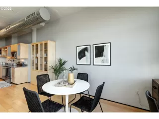 Photo #3: 22519156 Listing