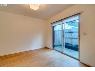 Photo #5: 22519383 Listing 