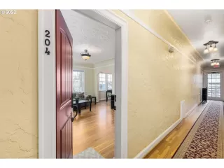 Photo #2: 22519970 Listing