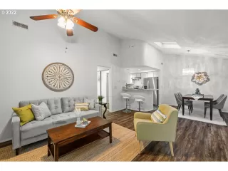 Photo #4: 22520035 Listing 