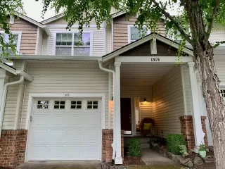 Photo #4: 22520358 Listing