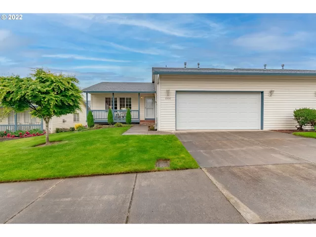 MLS: 22521759 Condo For Sale