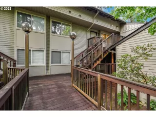 Photo #4: 22522034 Listing