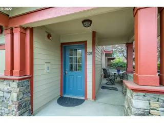 Photo #1: 22522459 Listing 