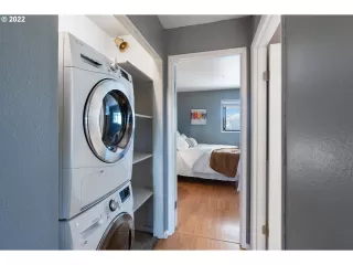 Photo #4: 22522747 Listing