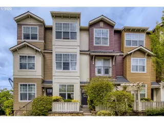 Photo #4: 22523407 Listing