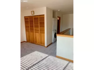 Photo #3: 22523563 Listing