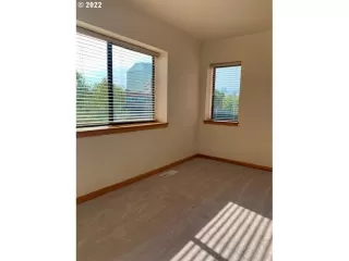 Photo #6: 22523563 Listing