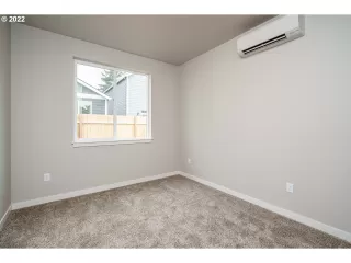 Photo #2: 22523913 Listing