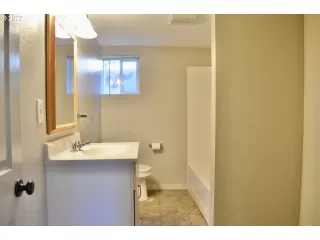 Photo #5: 22524729 Listing