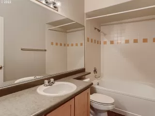 Photo #6: 22524771 Listing