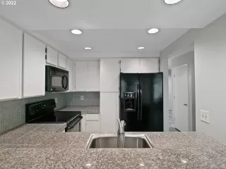 Photo #3: 22524887 Listing