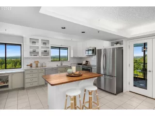 Photo #1: 22525926 Listing 