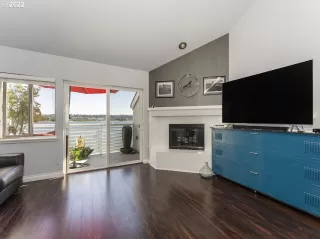 Photo #2: 22526122 Listing