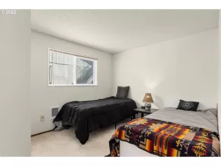 Photo #6: 22526831 Listing