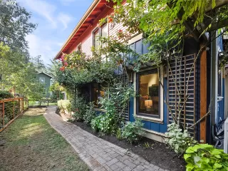 Photo #1: 22526851 Listing