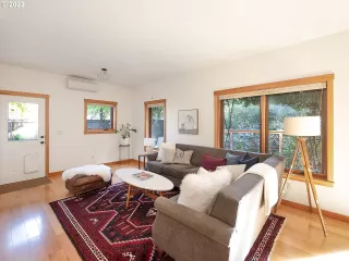 Photo #3: 22526851 Listing