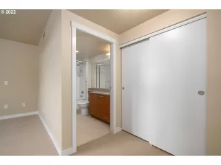 Photo #3: 22528684 Listing