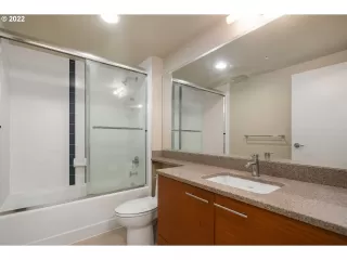 Photo #4: 22528684 Listing