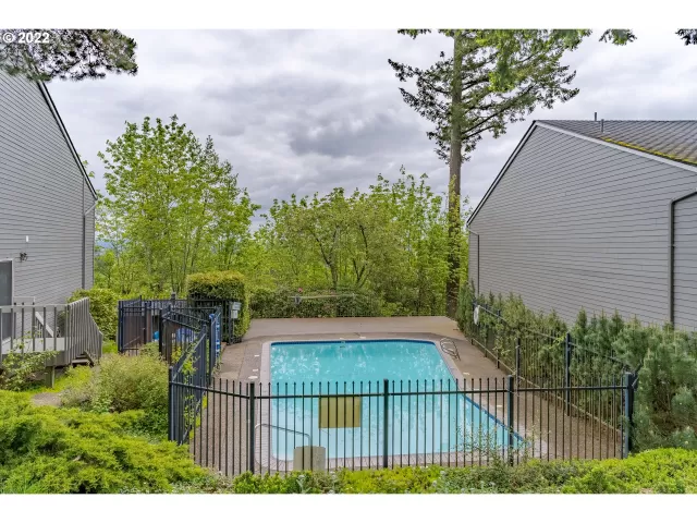 MLS: 22528729 Condo For Sale