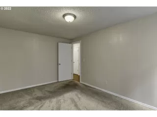 Photo #5: 22528729 Listing 