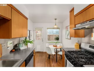 Photo #2: 22529681 Listing 