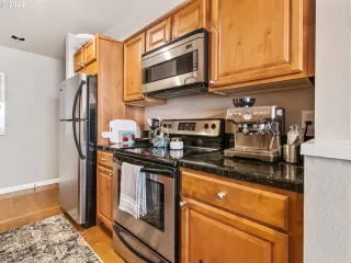 Photo #3: 22529738 Listing