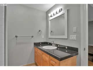 Photo #3: 225301041 Listing 