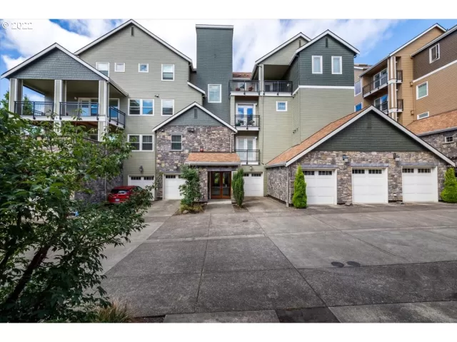 MLS: 22531603 Condo For Sale