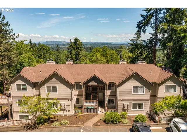 MLS: 22531786 Condo For Sale