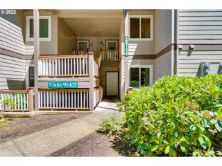 Photo #3: 22531786 Listing