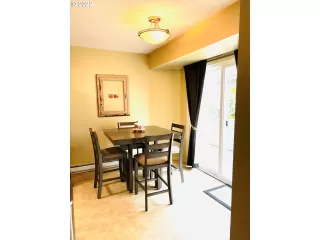 Photo #6: 22532378 Listing