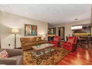 Photo #5: 22532463 Listing 