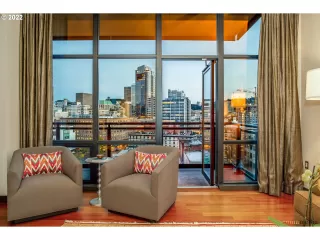 Photo #6: 22532463 Listing 