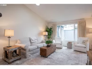 Photo #3: 22533341 Listing