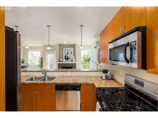 Photo #3: 22534738 Listing 