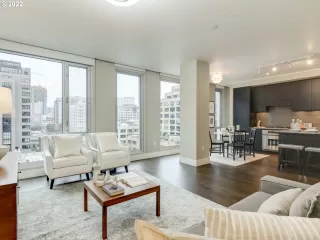 Photo #3: 22535707 Listing