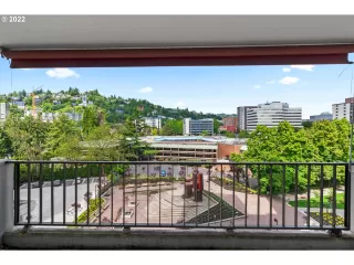 Photo #5: 22536201 Listing