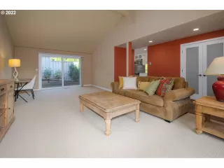 Photo #4: 22536865 Listing