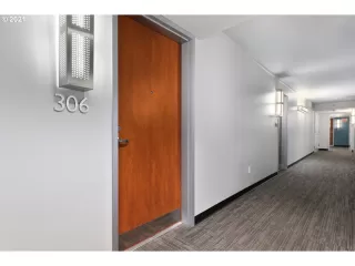 Photo #2: 22536958 Listing 